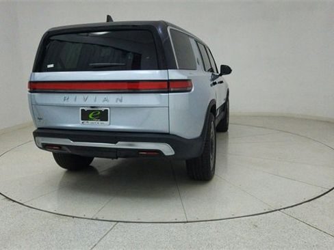 Used 2025 Rivian R1S Adventure image 71