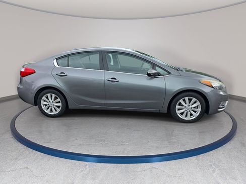 Used 2015 Kia Forte EX FWD image 4