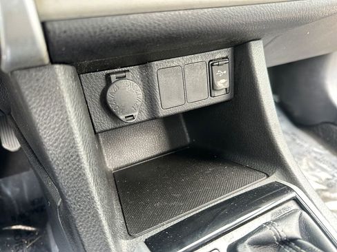 Used 2019 Toyota Corolla LE FWD image 20