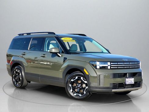 Certified 2025 Hyundai Santa Fe SEL image 10