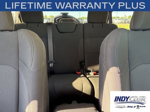 Used 2023 Jeep Wrangler Unlimited Sport AWD/4WD image 14