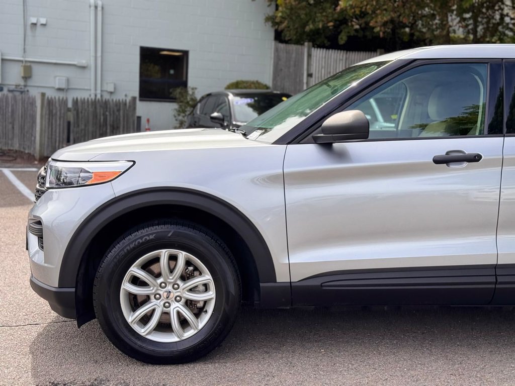 Used 2021 Ford Explorer 4WD w/ Class III Trailer Tow Package image 10