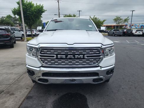 Used 2022 RAM 1500 Big Horn AWD/4WD image 3