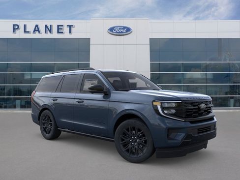 New 2026 Ford Expedition Platinum w/ Stealth Appearance Package AWD/4WD image 9
