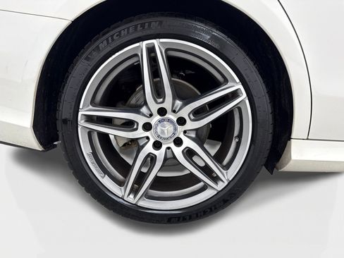 Used 2017 Mercedes-Benz E 300 image 49