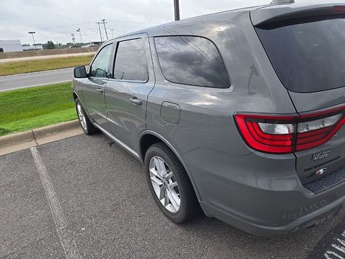 Used 2019 Dodge Durango GT w/ Blacktop Package AWD/4WD image 2