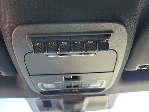 Certified 2022 Ford F150 Raptor w/ Raptor 37 Performance Package image 32