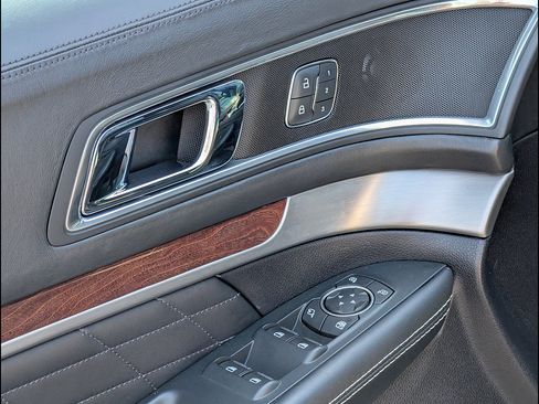 Certified 2019 Ford Explorer Platinum AWD/4WD image 27