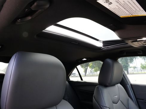 New 2025 Cadillac CT4 Premium Luxury image 28