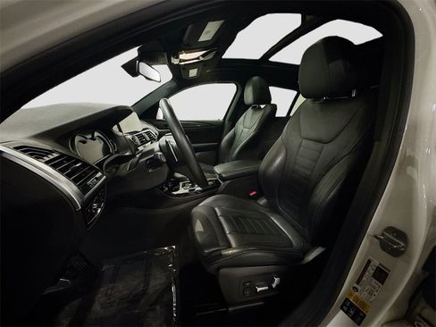 Used 2019 BMW X4 xDrive30i w/ Premium Package image 25