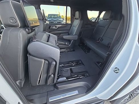 New 2026 GMC Yukon XL Elevation w/ Elevation Premium Package image 39