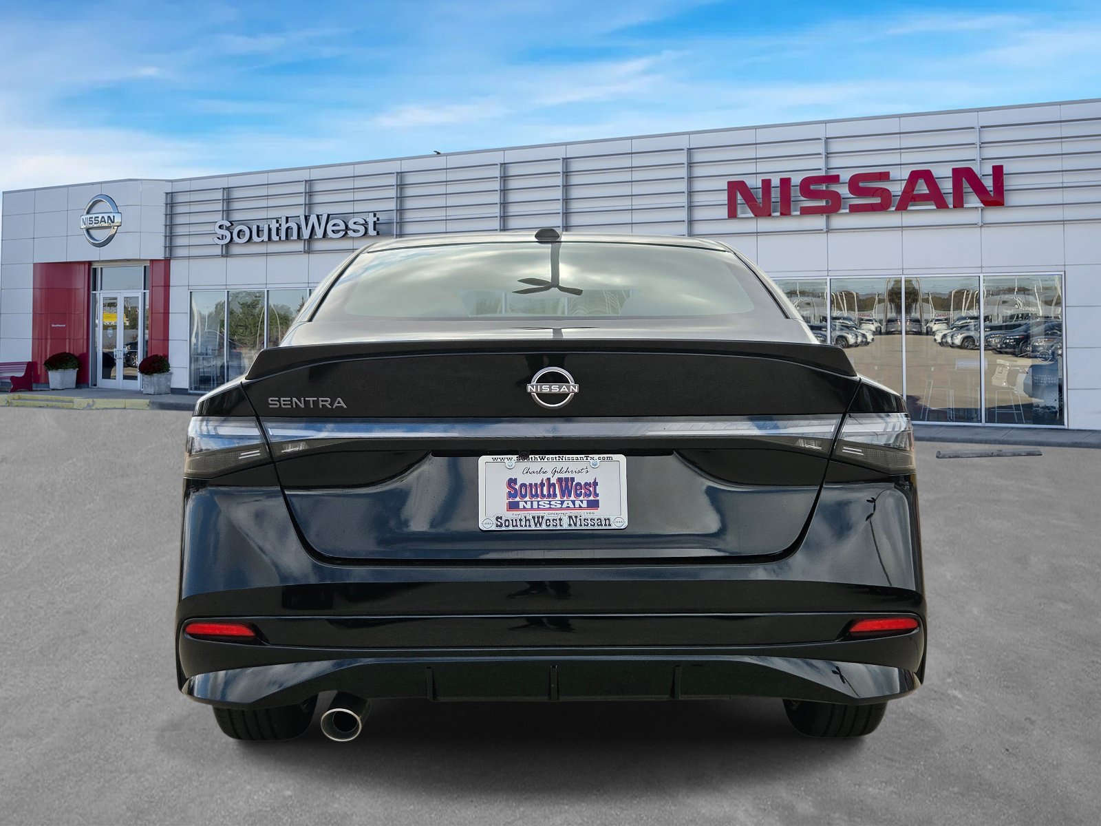 New 2027 Nissan Sentra SR FWD image 6