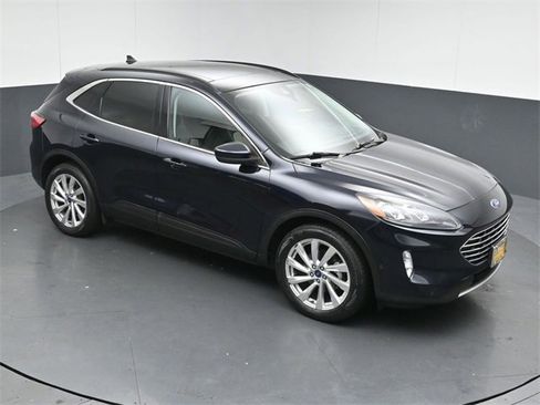 Certified 2021 Ford Escape Titanium w/ Titanium Elite Package image 51