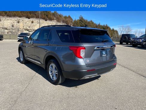 Used 2023 Ford Explorer XLT w/ Equipment Group 202A image 4