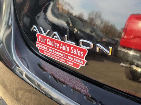 Used 2015 Toyota Avalon XLE image 6