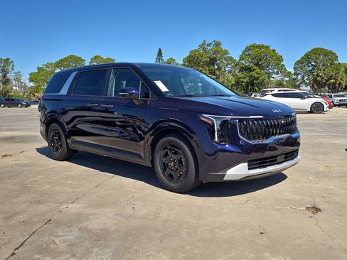 New 2026 Kia Carnival FWD image 2
