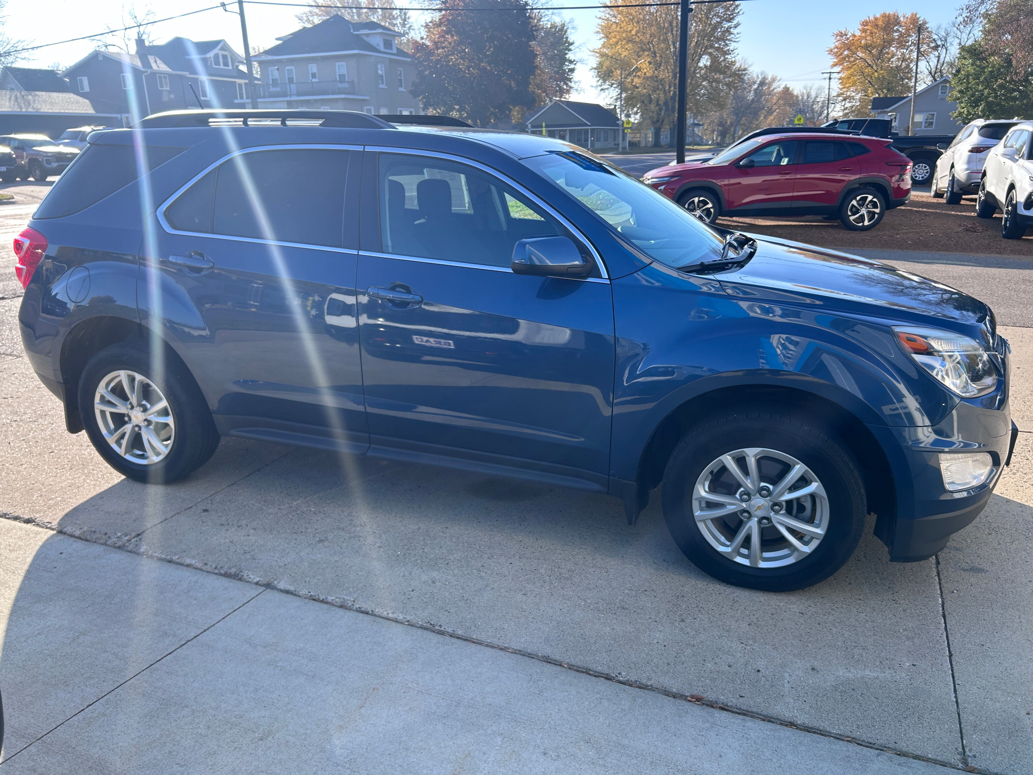 Used 2017 Chevrolet Equinox LT w/ Convenience Package FWD image 5