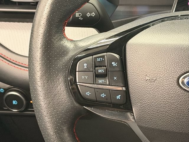 Used 2025 Ford Explorer ST-Line AWD/4WD image 33