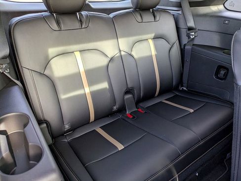 New 2026 MAZDA CX-90 Plug-In Hybrid w/ Premium Plus image 32