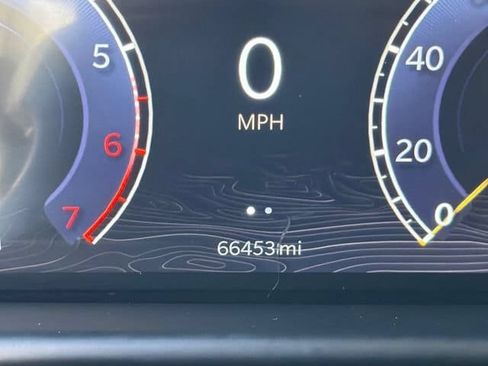 Used 2024 Jeep Wagoneer L Series II w/ Flexible Seating Group AWD/4WD image 17