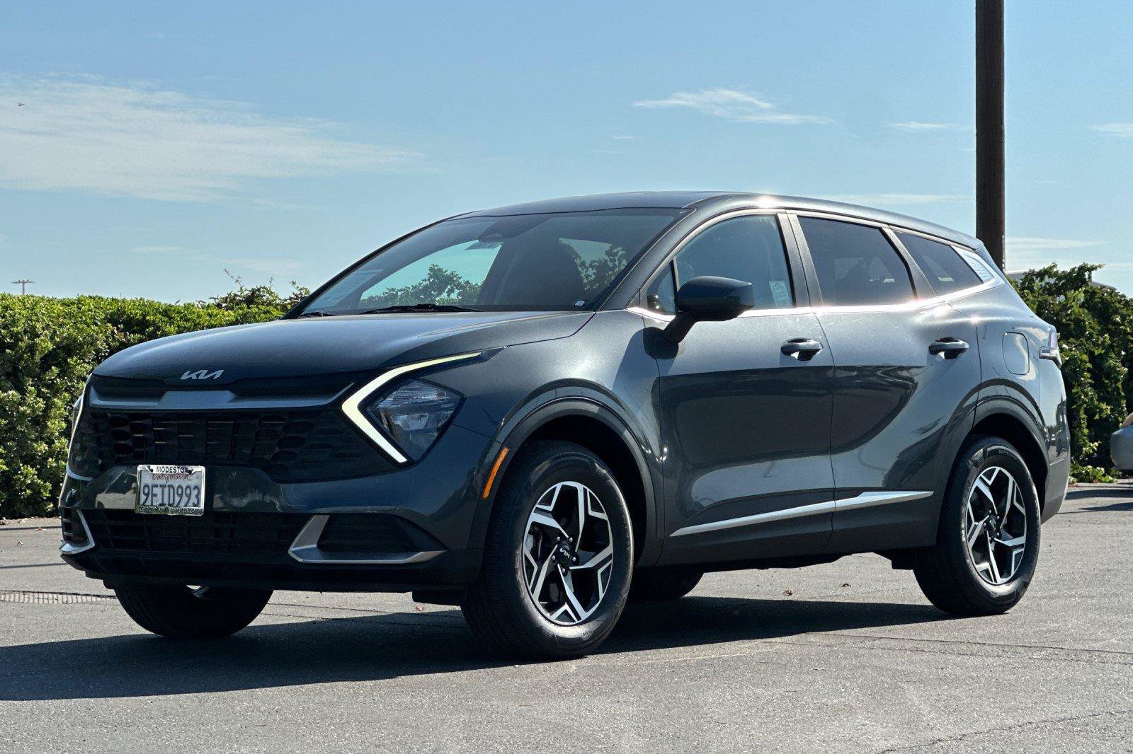 Used 2023 Kia Sportage LX AWD/4WD image 7