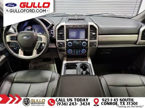 Used 2020 Ford F350 Lariat w/ Chrome Package image 11