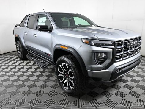 New 2025 GMC Canyon AT4 w/ Nightfall Edition image 26