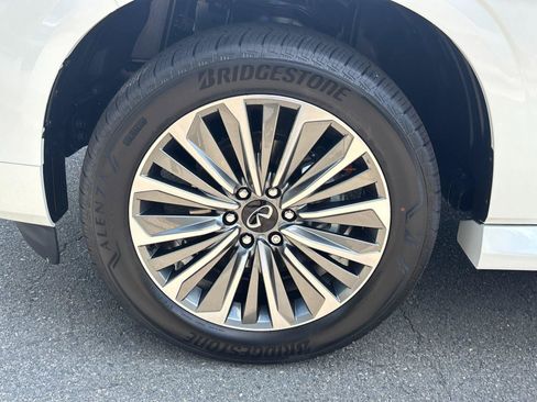 New 2027 INFINITI QX80 Luxe AWD/4WD image 10