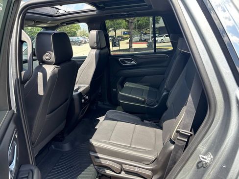 Used 2023 GMC Yukon SLT w/ SLT Premium Package RWD image 21