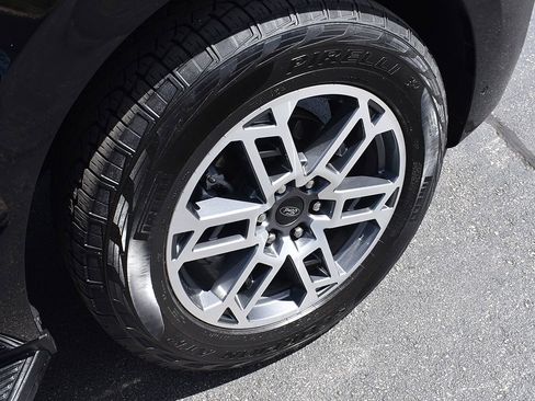Used 2025 Ford Expedition Active AWD/4WD image 12