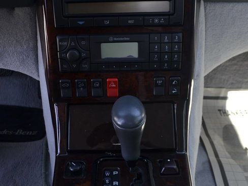 Used 1999 Mercedes-Benz SL 500 image 10