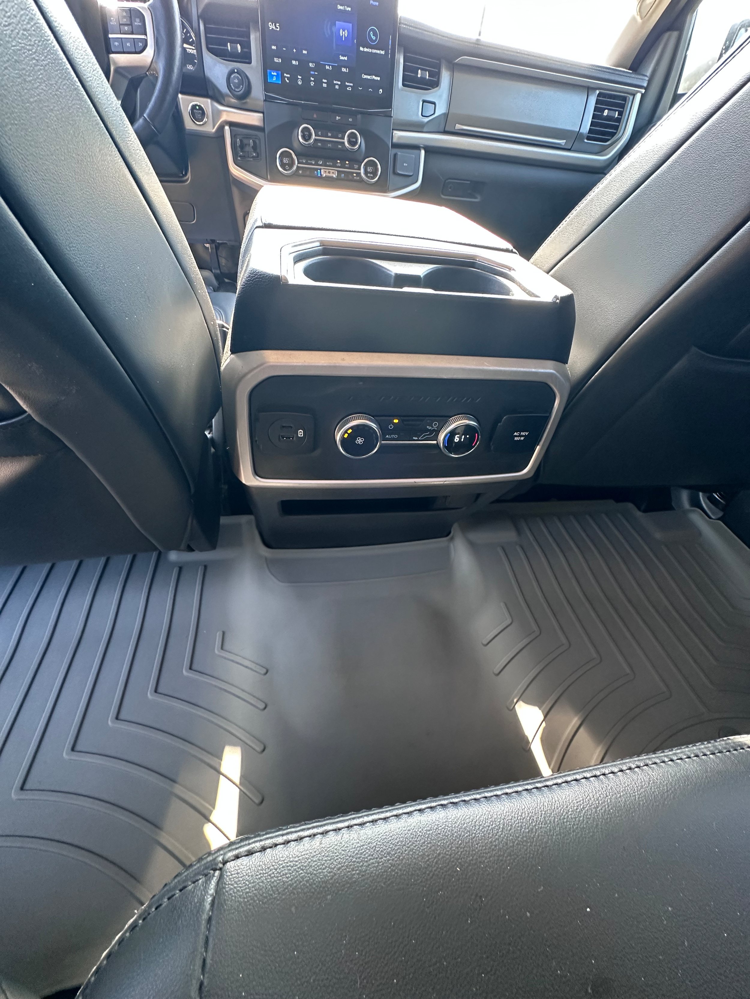 Used 2023 Ford Expedition XLT AWD/4WD image 18