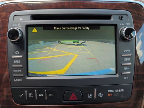 Used 2016 Buick Enclave Leather FWD image 13