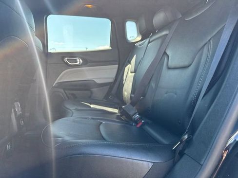Used 2026 Jeep Compass Limited AWD/4WD image 20