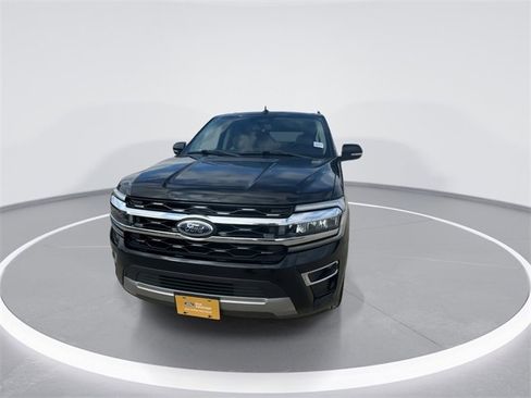 Certified 2024 Ford Expedition Limited image 4