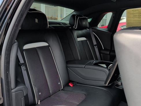 Used 2021 Rolls-Royce Ghost AWD/4WD image 38
