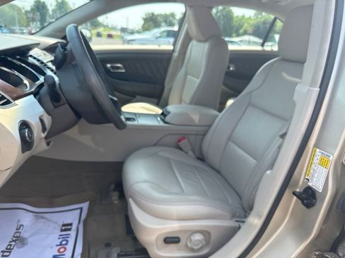 Used 2011 Ford Taurus SEL w/ 201A Rapid Spec Order Code FWD image 15