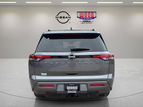 New 2026 Nissan Pathfinder Platinum AWD/4WD image 3