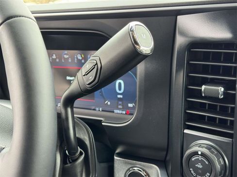 Used 2025 Ford F350 Platinum image 6