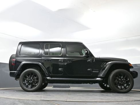 Used 2023 Jeep Wrangler Unlimited Sahara AWD/4WD image 49