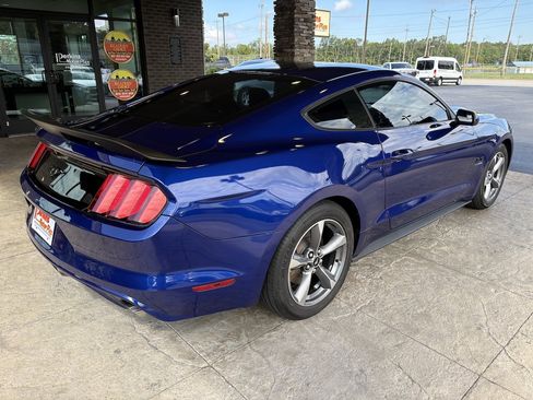 Used 2016 Ford Mustang Coupe w/ Equipment Group 051A RWD image 6