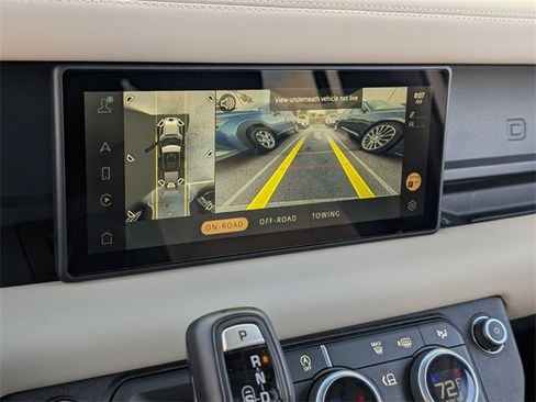 Used 2024 Land Rover Defender 110 X-Dynamic SE image 21