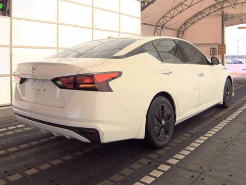 Used 2019 Nissan Altima 2.5 S FWD image 5
