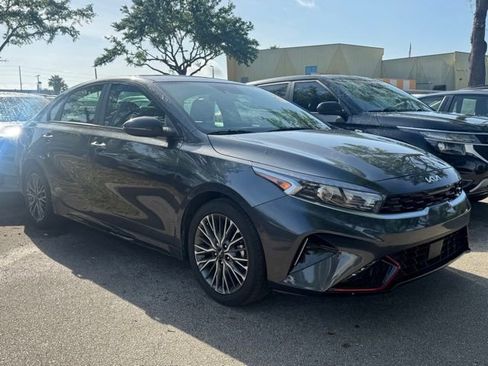 Certified 2024 Kia Forte GT-Line image 9