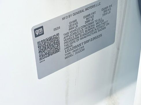 Used 2024 Chevrolet Malibu LS FWD image 32