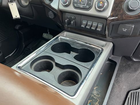 Used 2014 Ford F250 Platinum w/ FX4 Off-Road Package image 33