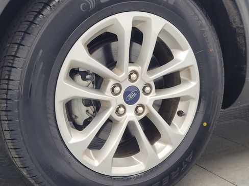 Used 2021 Ford Escape SE FWD image 31
