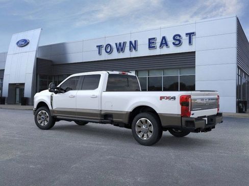 New 2026 Ford F350 King Ranch w/ FX4 Off-Road Package image 5