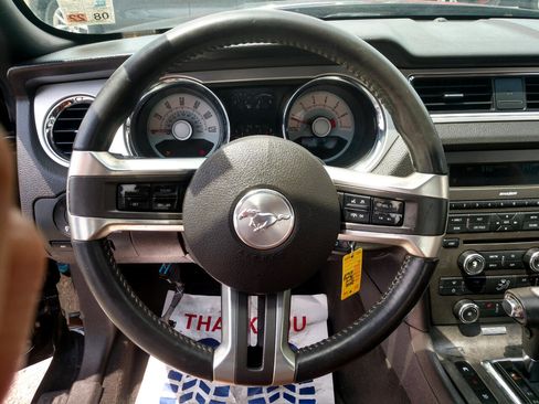 Used 2010 Ford Mustang Coupe image 16