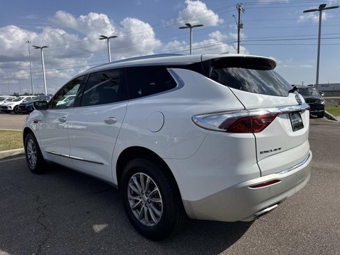 Used 2024 Buick Enclave Premium FWD image 7